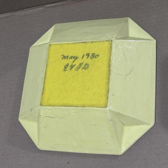 Vintage MCM 1980's Pheasant Glass Mushroom Painted Retro Ashtray. - Picture 3 of 4